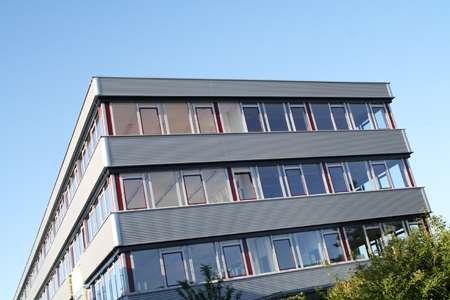 Referenz Aluminiumfensterarbeiten an Landrat-Gruber-Schule in Dieburg von Schreinerei FÄTH