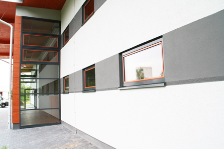 Referenz Holzaluminiumfensterarbeiten an Sporthalle der Kurt-Schuhmacher-Schule in Reinheim von Schreinerei FÄTH
